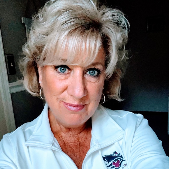 Meet your Posher, Linda - Picture 1 of 1